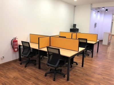 Cubicle workstation.2FF