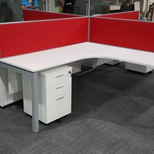 Curvy workstation.FF
