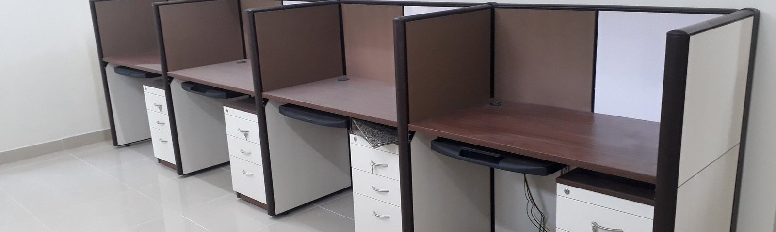 computer-workstation-furniture